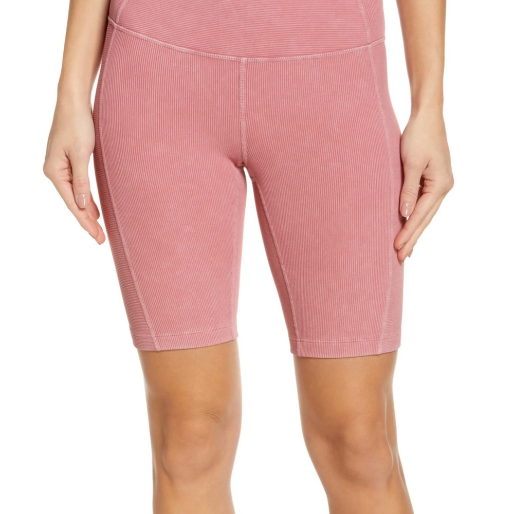 NWT-Zella Snow Wash Ribbed Bike Shorts- MAUVE